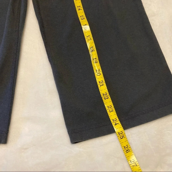 Old Navy Go Out Get Active Capri XS - Picture 4 of 11